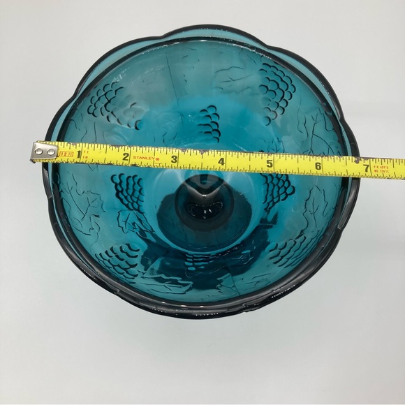 Indiana Glass teal pedestal dish grape pattern - Picture 12 of 12